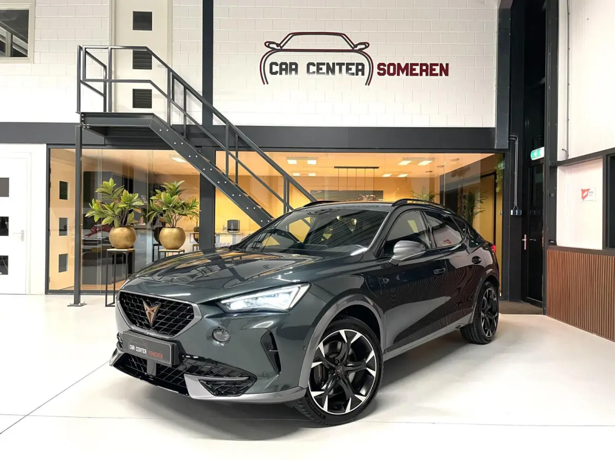 1.4 e-Hybrid VZ 245 PK Camera/ Memo/ Keyless/ 19''LMV/ CarPlay
