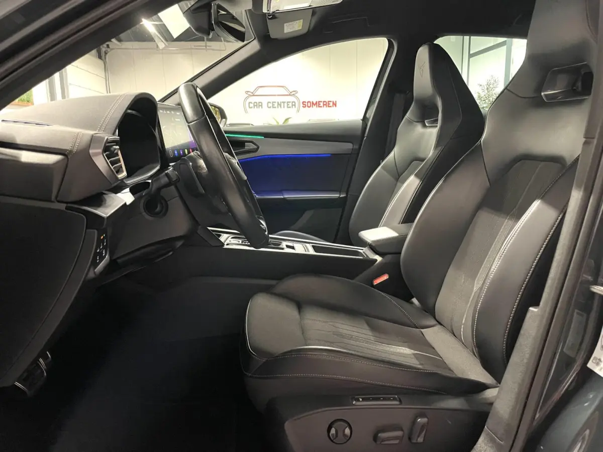 1.4 e-Hybrid VZ 245 PK Camera/ Memo/ Keyless/ 19''LMV/ CarPlay