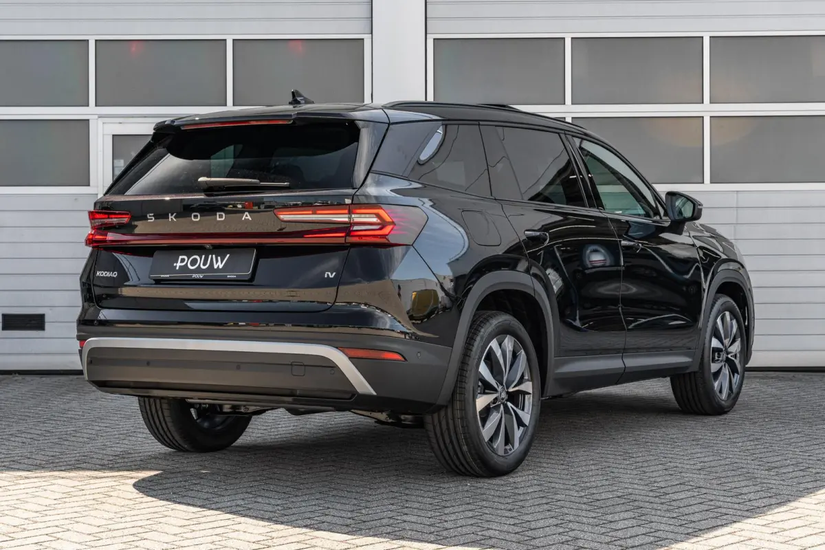 1.5 TSI 204pk DSG PHEV Business Edition | LMV 19'' | Panoramadak