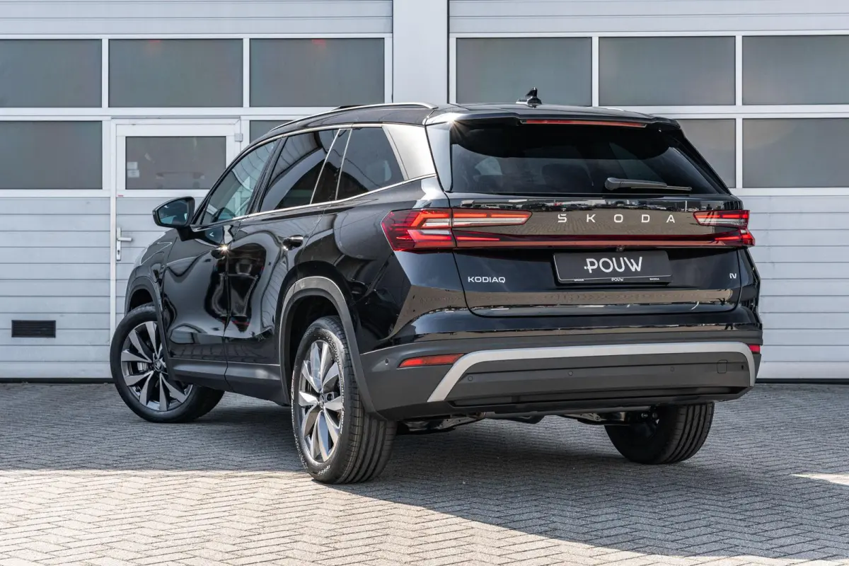 1.5 TSI 204pk DSG PHEV Business Edition | LMV 19'' | Panoramadak
