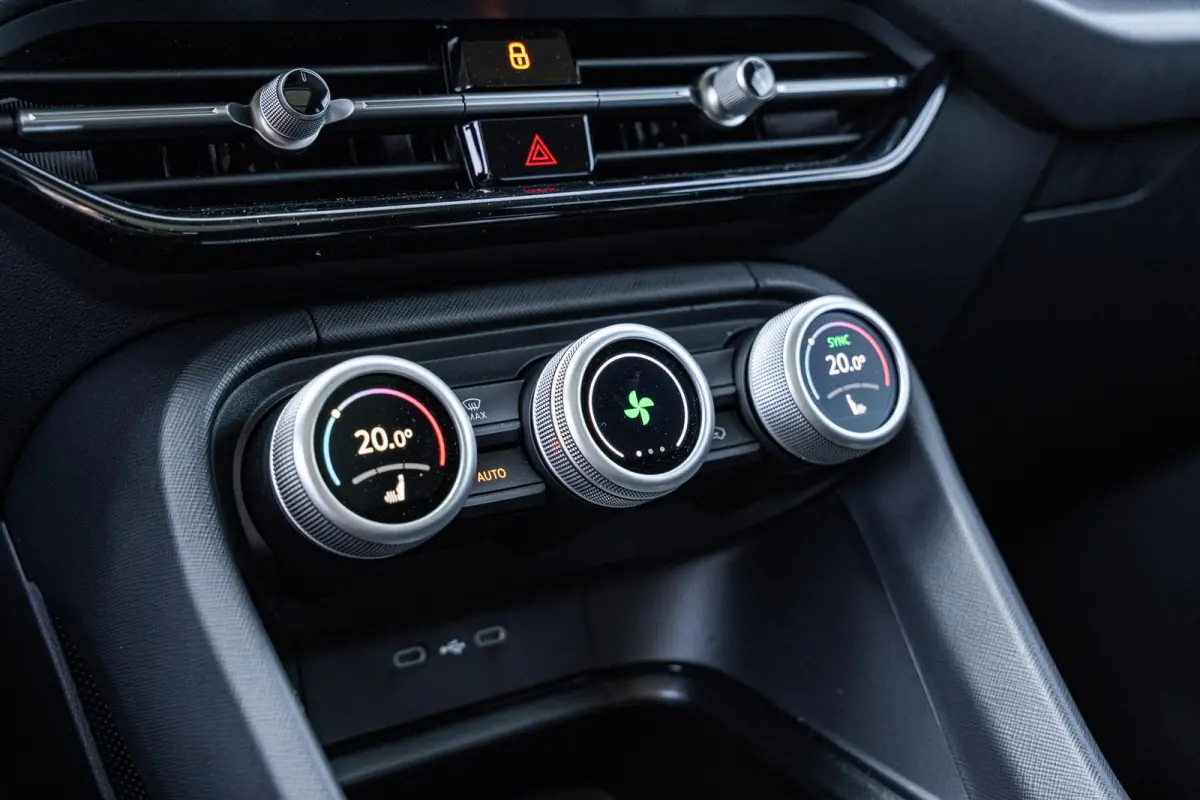 1.5 TSI 204pk DSG PHEV Business Edition | LMV 19'' | Panoramadak