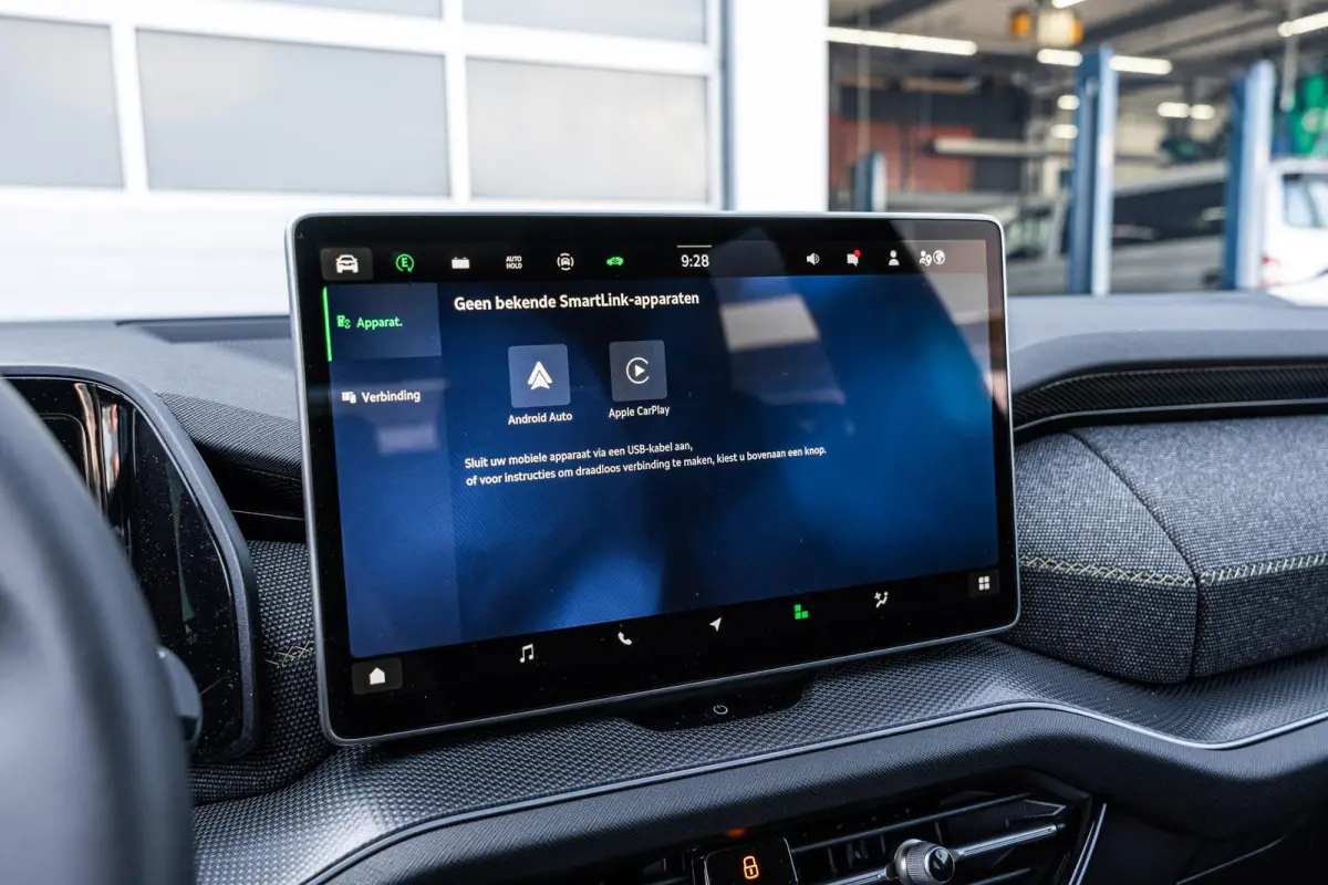 1.5 TSI 204pk DSG PHEV Business Edition | LMV 19'' | Panoramadak
