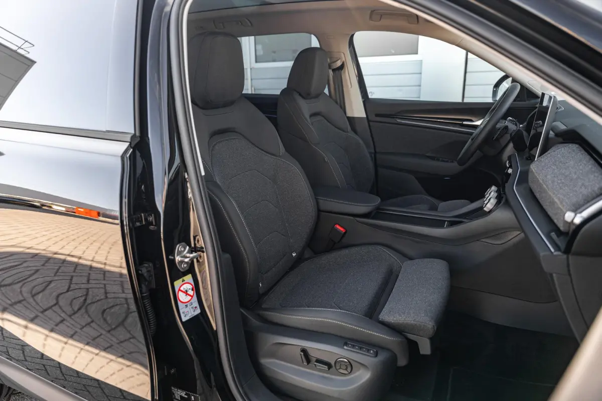1.5 TSI 204pk DSG PHEV Business Edition | LMV 19'' | Panoramadak