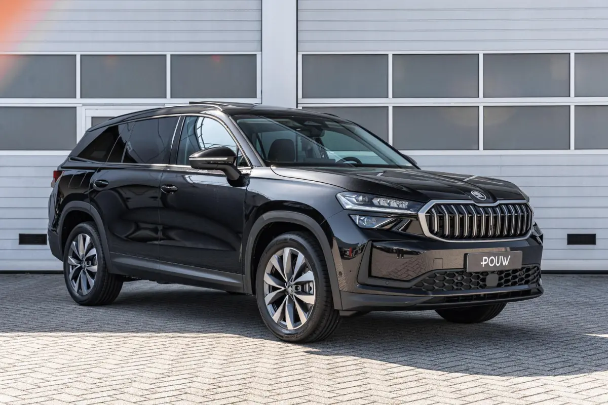 1.5 TSI 204pk DSG PHEV Business Edition | LMV 19'' | Panoramadak