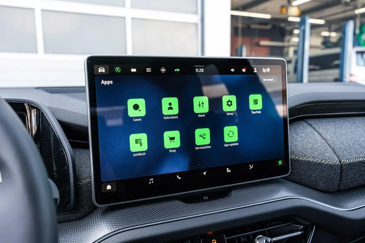 1.5 TSI 204pk DSG PHEV Business Edition | LMV 19'' | Panoramadak