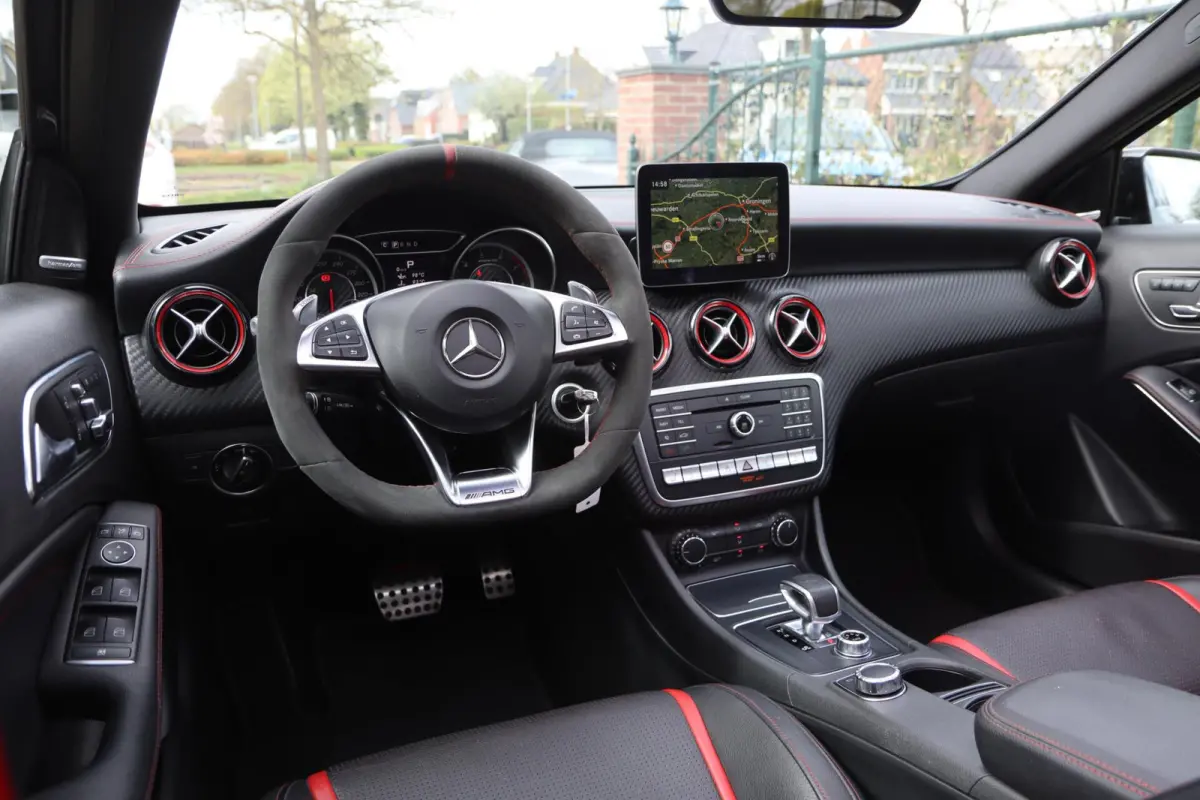 AMG 45 381 PK 4MATIC Handcrafted | Schaalstoelen | Pano | Harman Kardon | Memory | ACC | Dealeronderhouden | NL Auto