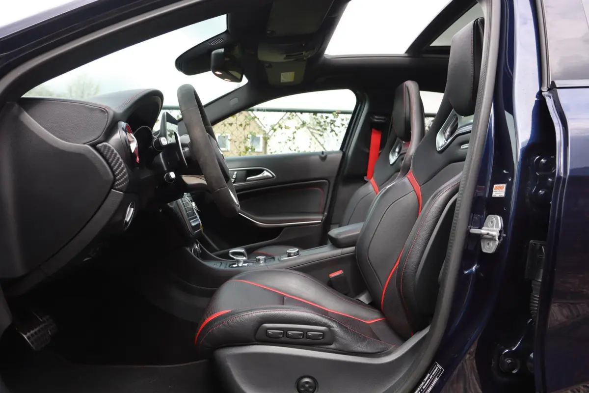 AMG 45 381 PK 4MATIC Handcrafted | Schaalstoelen | Pano | Harman Kardon | Memory | ACC | Dealeronderhouden | NL Auto