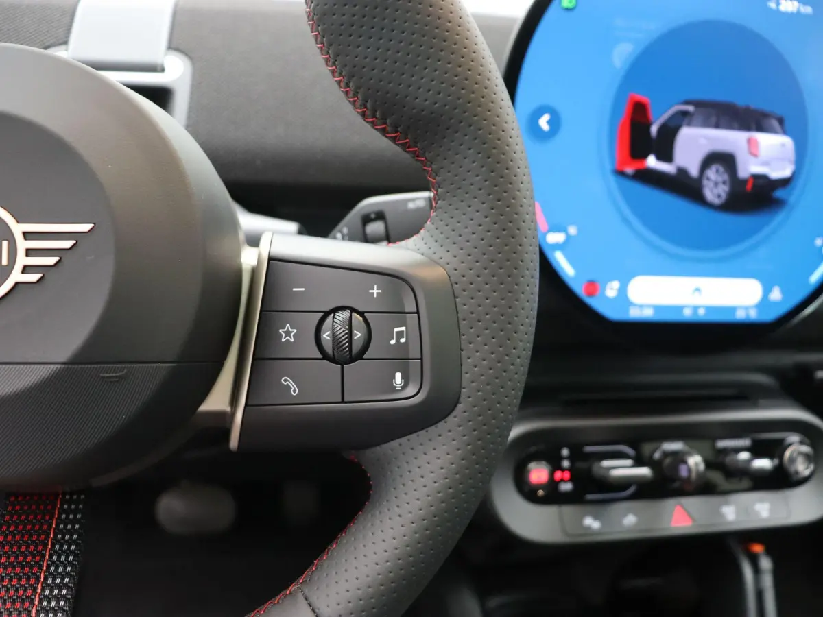 E John Cooper Works + M Pakket