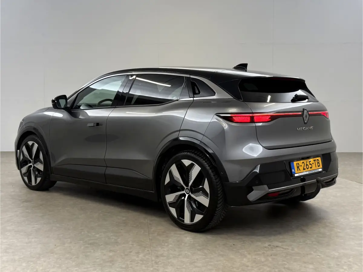EV60 Optimum Charge Iconic | Snelladen | SOH 93% | 360° | Trekhaak | Virtual | Cruise | Sfeer | Carplay