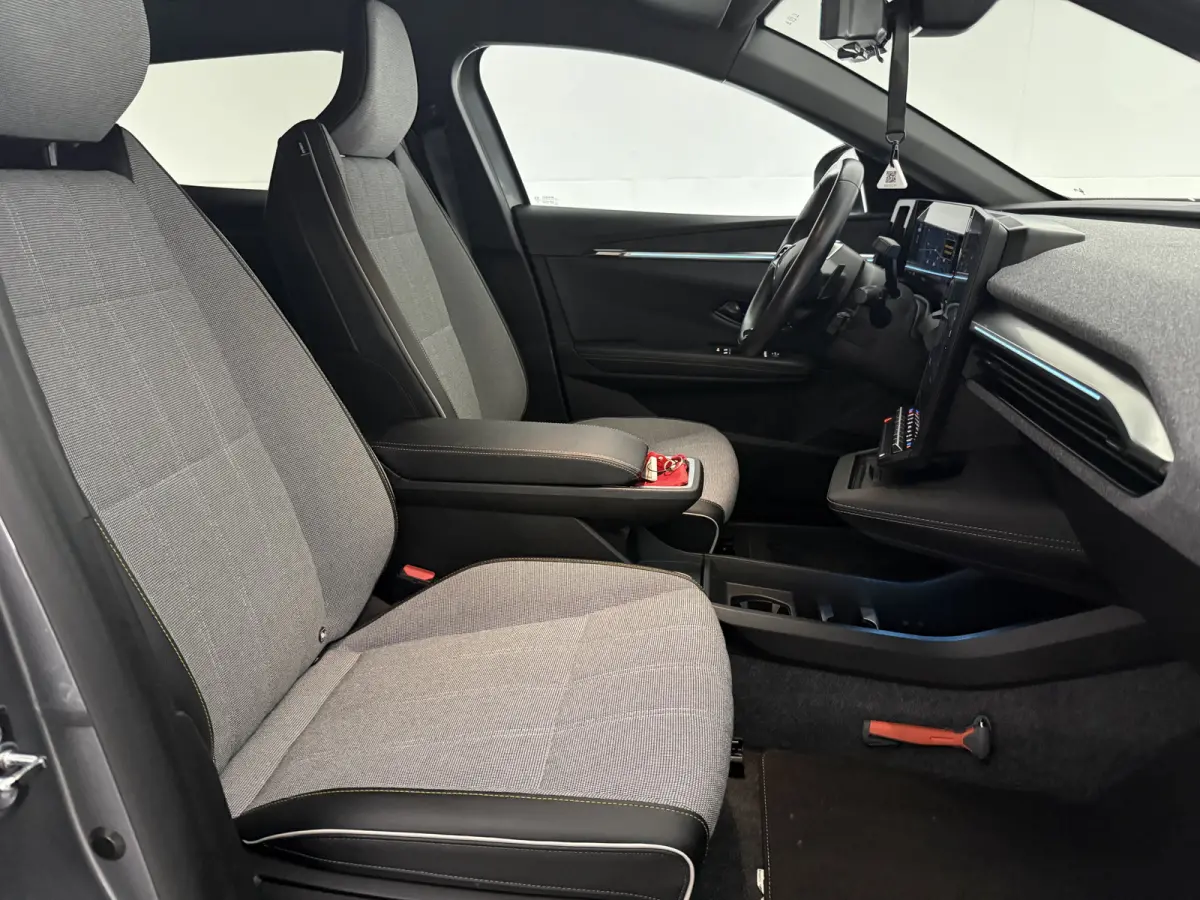 EV60 Optimum Charge Iconic | Snelladen | SOH 93% | 360° | Trekhaak | Virtual | Cruise | Sfeer | Carplay