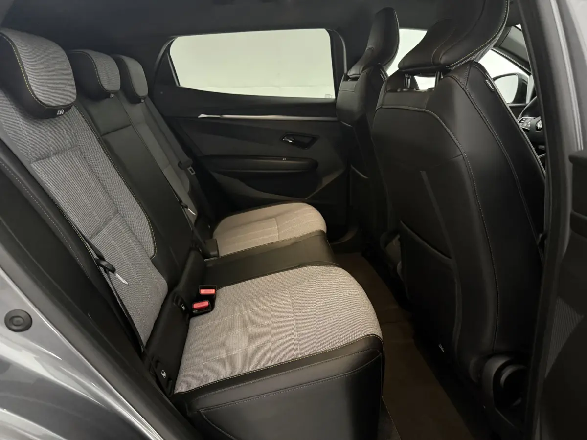 EV60 Optimum Charge Iconic | Snelladen | SOH 93% | 360° | Trekhaak | Virtual | Cruise | Sfeer | Carplay