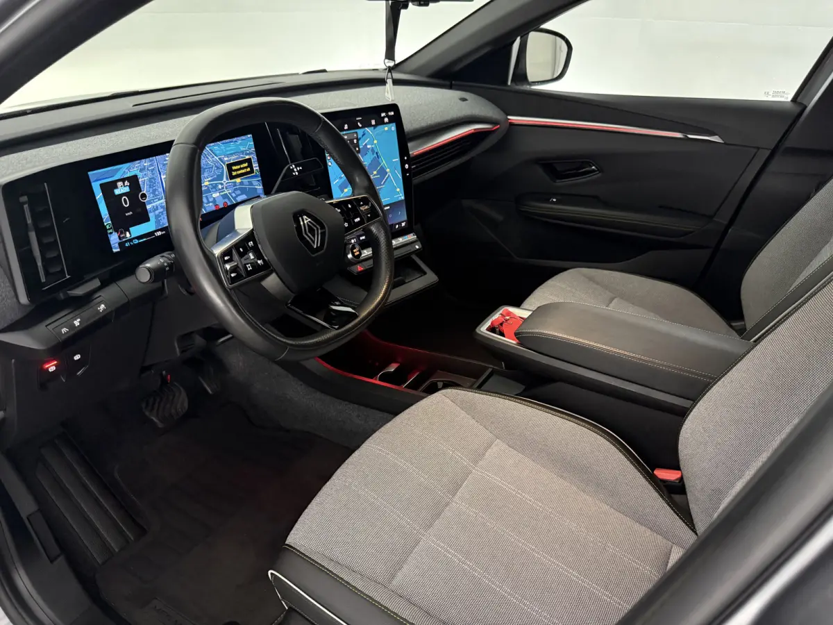 EV60 Optimum Charge Iconic | Snelladen | SOH 93% | 360° | Trekhaak | Virtual | Cruise | Sfeer | Carplay