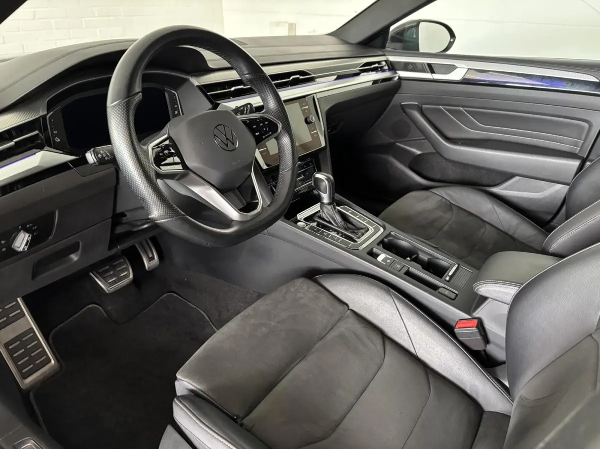 1.4 TSI eHybrid R-Line Business+
