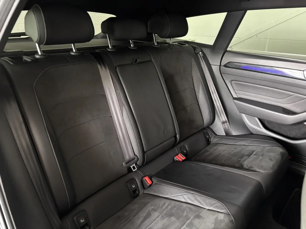 1.4 TSI eHybrid R-Line Business+