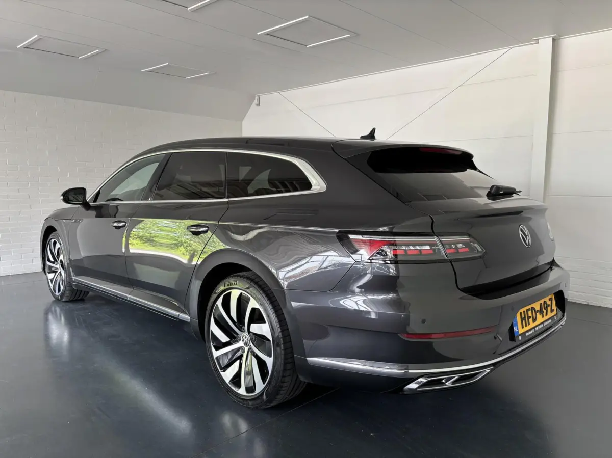 1.4 TSI eHybrid R-Line Business+