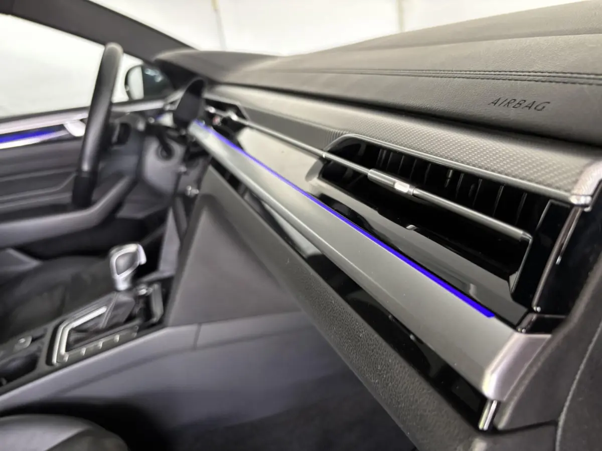 1.4 TSI eHybrid R-Line Business+