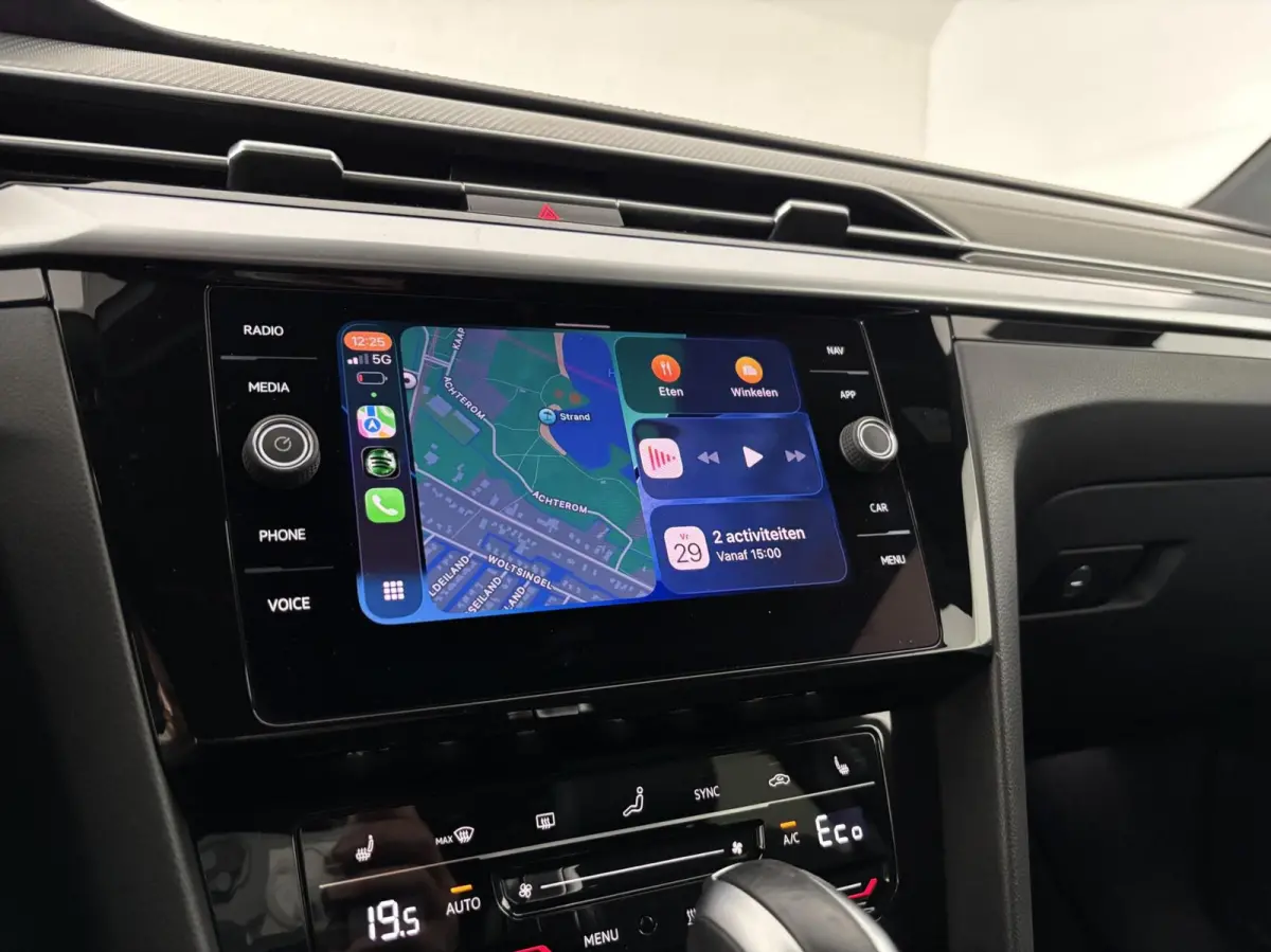 1.4 TSI eHybrid R-Line Business+