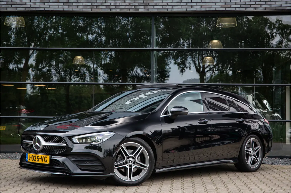 180 Business Solution AMG , Panoramadak, Sfeerverlichting, Trekhaak, Memory,