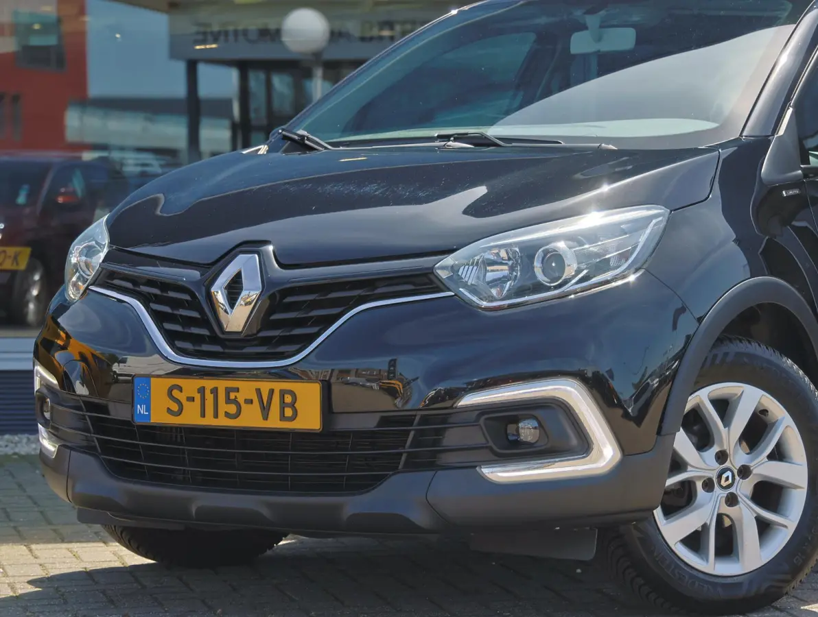 0.9 TCe 90pk Limited | Navigatie | Cruise Control | Airco | Parkeersensoren Achter | Keyless | 16" LMV