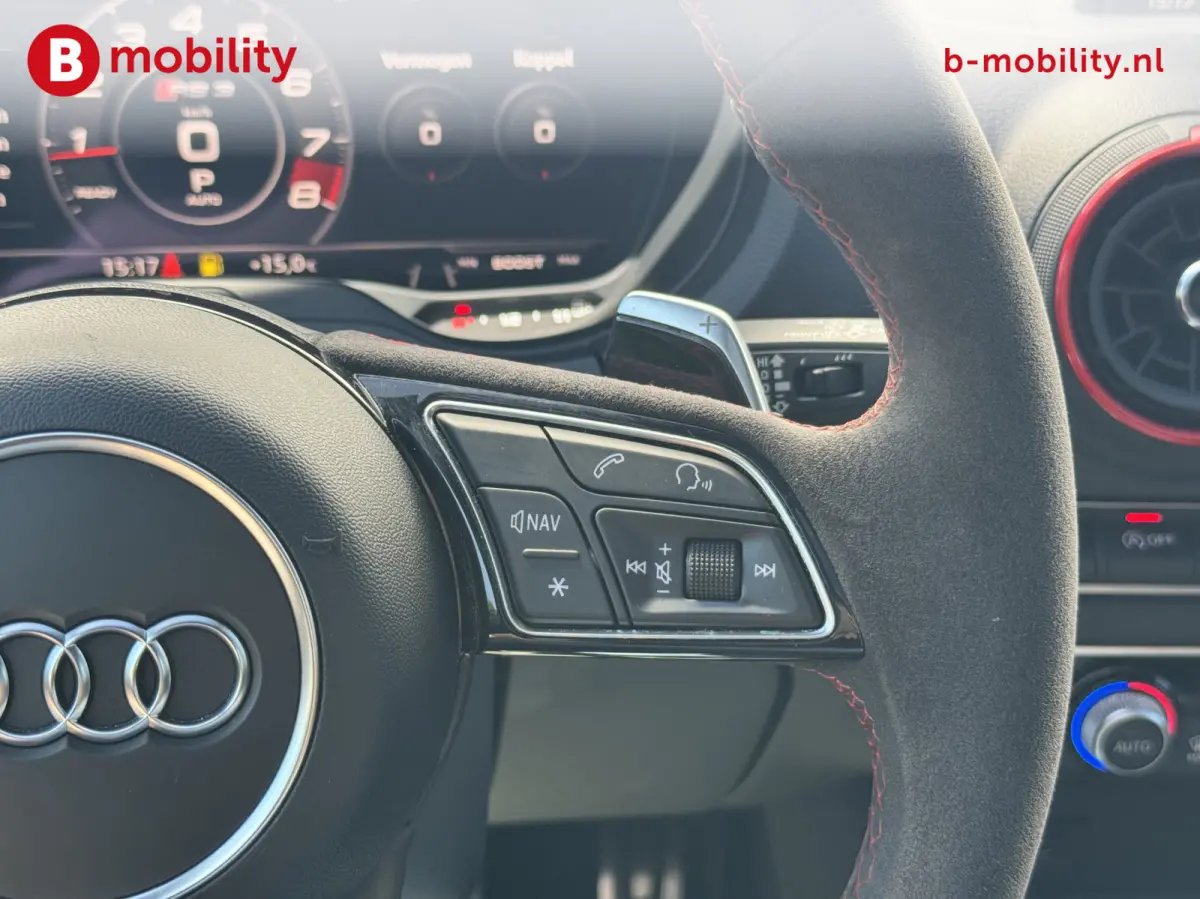 2.5 TFSI A3 quattro Facelift RS-Sportstoelen Virtual Cockpit | Bang&Olufsen | Panoramadak | ACC | Matrix verlichting | Sportuitlaat
