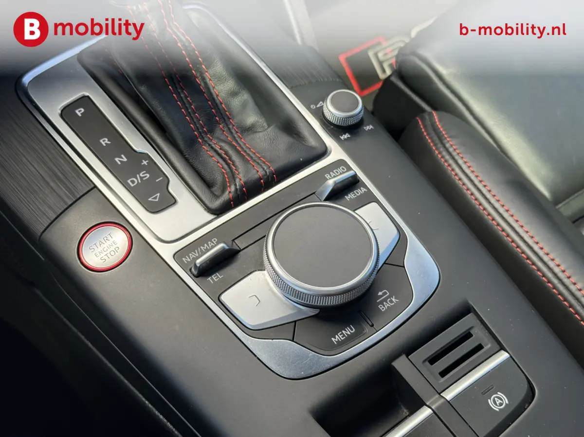 2.5 TFSI A3 quattro Facelift RS-Sportstoelen Virtual Cockpit | Bang&Olufsen | Panoramadak | ACC | Matrix verlichting | Sportuitlaat