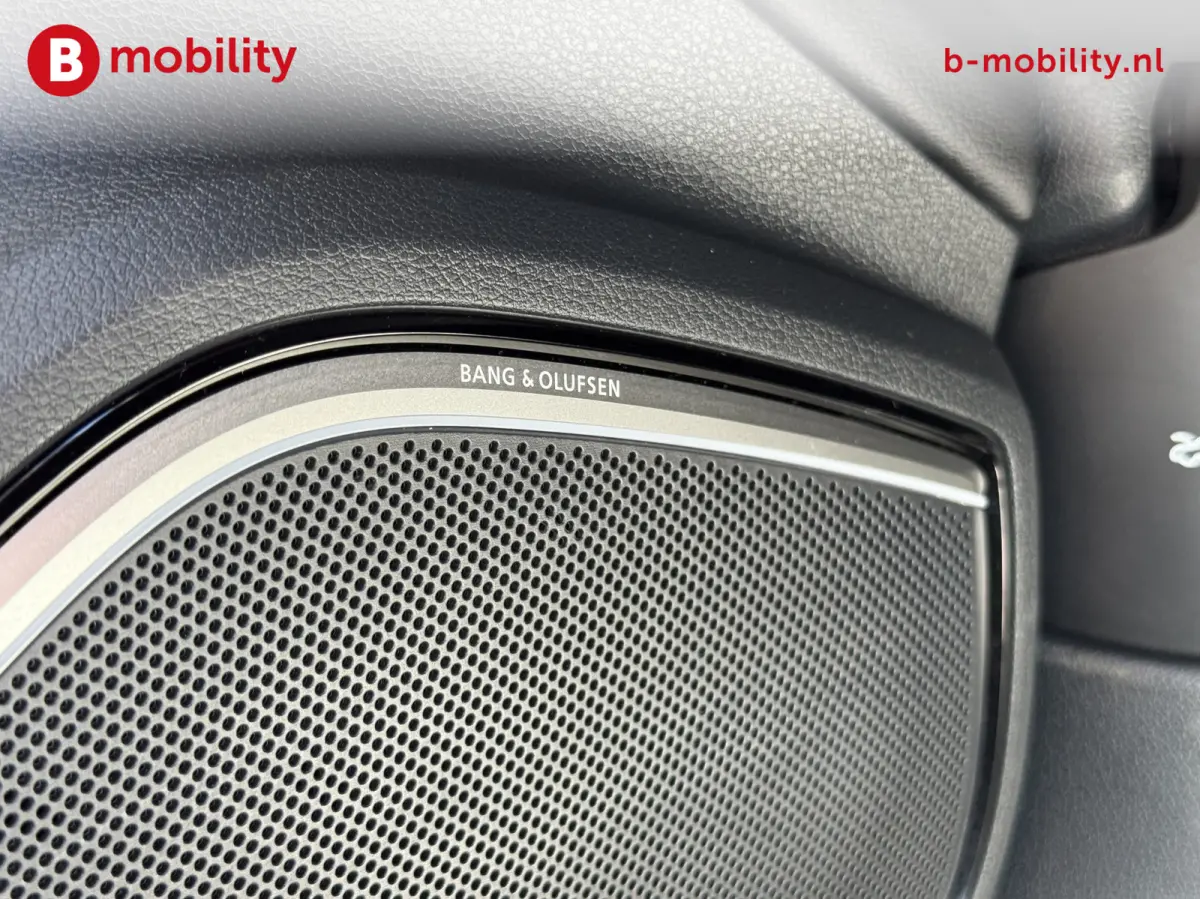 2.5 TFSI A3 quattro Facelift RS-Sportstoelen Virtual Cockpit | Bang&Olufsen | Panoramadak | ACC | Matrix verlichting | Sportuitlaat