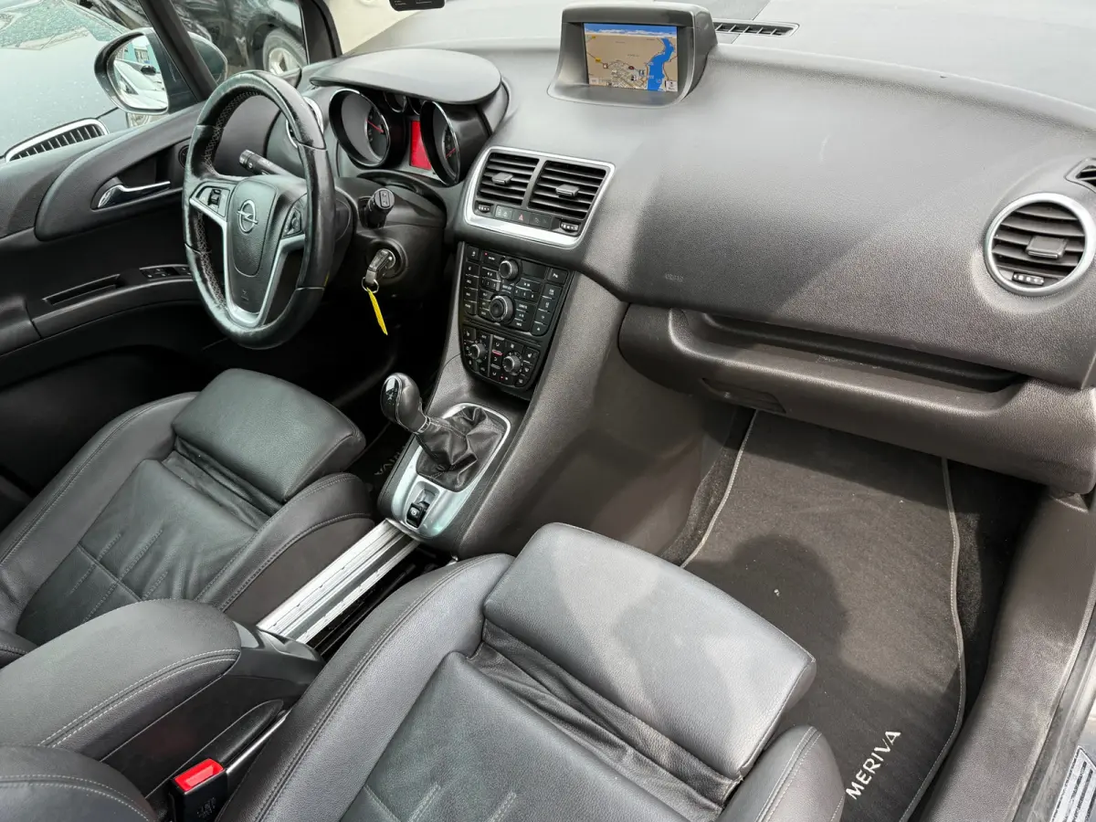 1.4 Turbo Cosmo Navi Cruise Leder bekleding Airco 1ste Eigenaar Nieuwe Apk