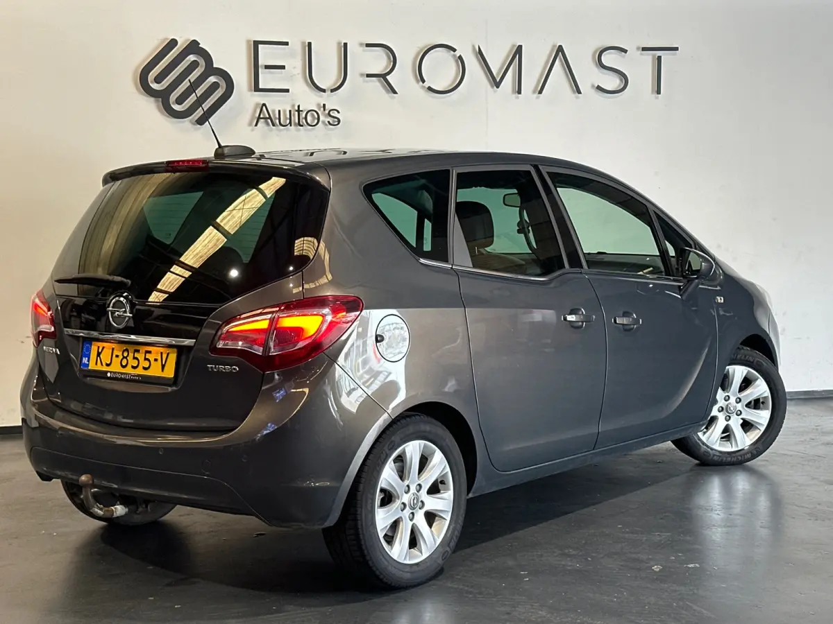 1.4 Turbo Cosmo Navi Cruise Leder bekleding Airco 1ste Eigenaar Nieuwe Apk