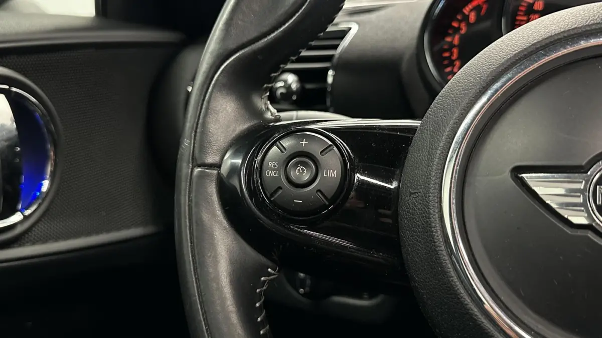 1.5 Cooper Chili NAVI PANO CAMERA HEAD UP ECC CRUISE.