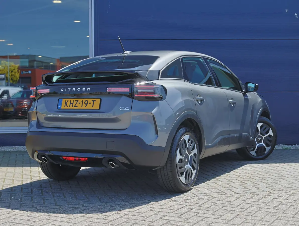 Plus Hybrid 136pk 1ste Eigenaar | Camera | Cruise Control | Apple Carplay & Android Auto |