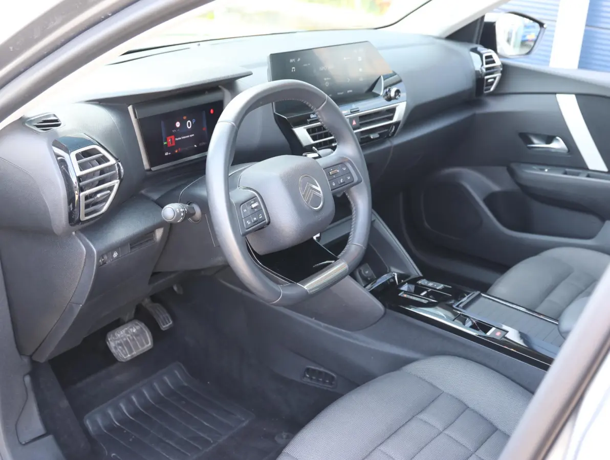 Plus Hybrid 136pk 1ste Eigenaar | Camera | Cruise Control | Apple Carplay & Android Auto |