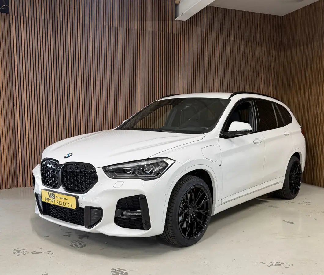 BMW X1 2021 Hybride Onbekend leasen