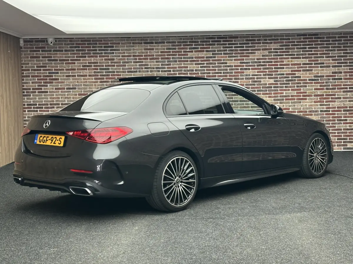180 AMG Line Panoramadak Sfeer Burmeister 360