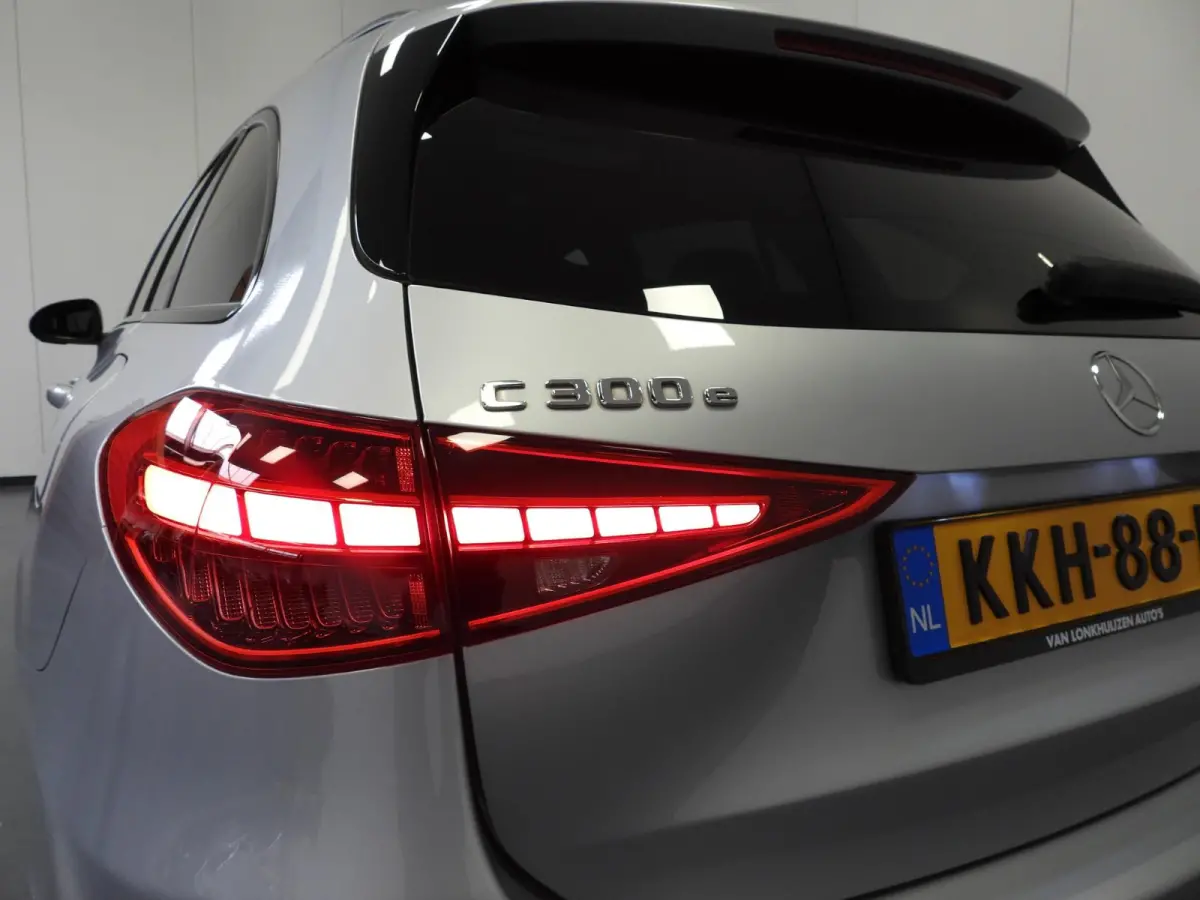C300e Business Line SCHUIFDAK/NIGHT/SFEER/LED/18"LMV!
