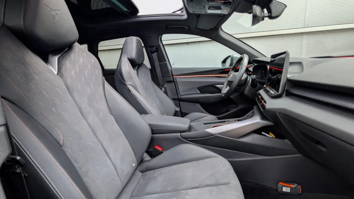 1.5 TSI e-Hybrid 272pk DSG VZ Performance | SoH 100% | Trekhaak | Sennheiser