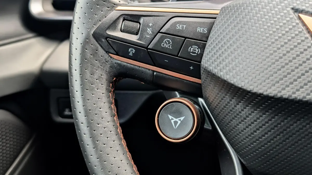 1.5 TSI e-Hybrid 272pk DSG VZ Performance | SoH 100% | Trekhaak | Sennheiser