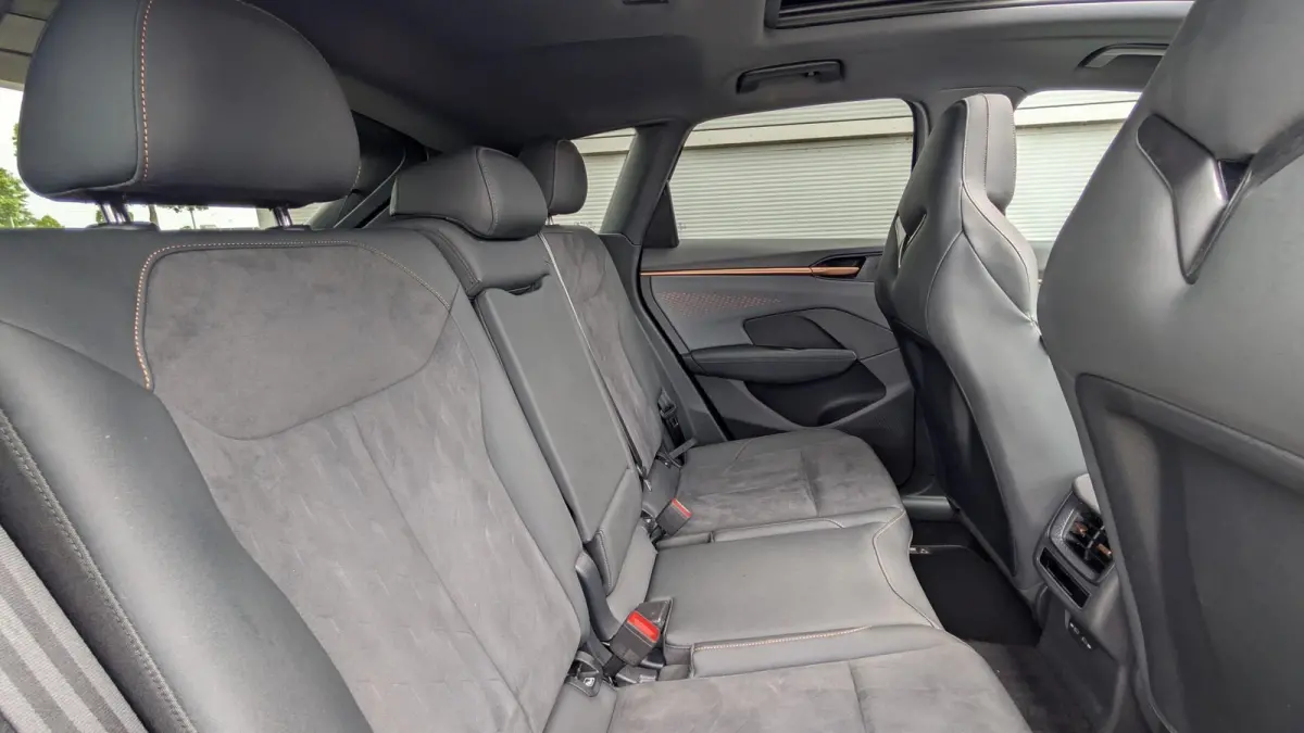 1.5 TSI e-Hybrid 272pk DSG VZ Performance | SoH 100% | Trekhaak | Sennheiser