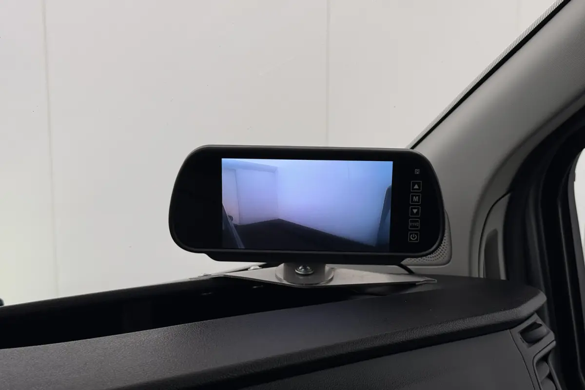 2.0D 131 PK Aut. L1H1 Business Camera Carplay WinterPack