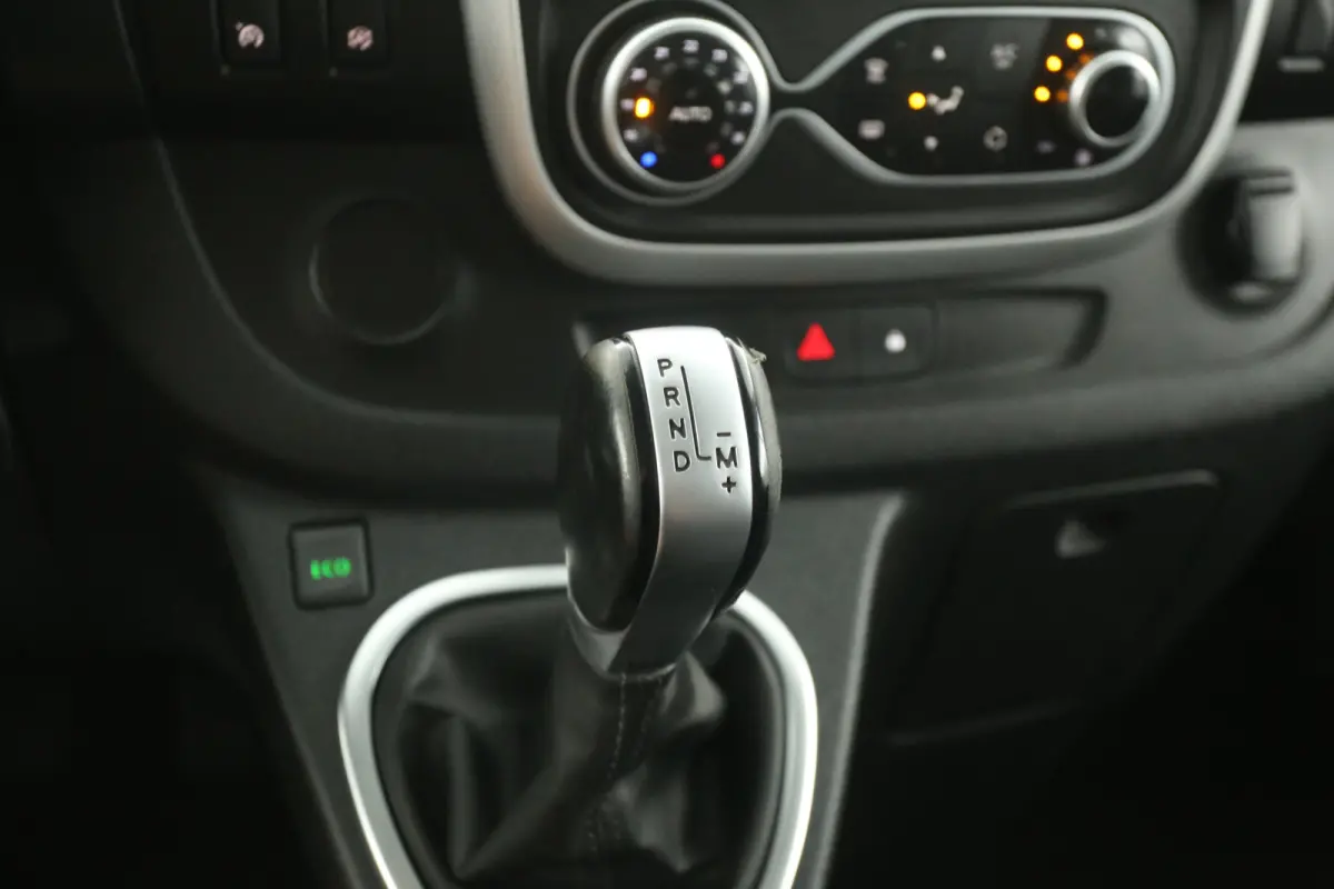 2.0 dCi 145PK T29 L2H1 | Aut. | Airco | Cruise | Camera | Carplay | Trekhaak