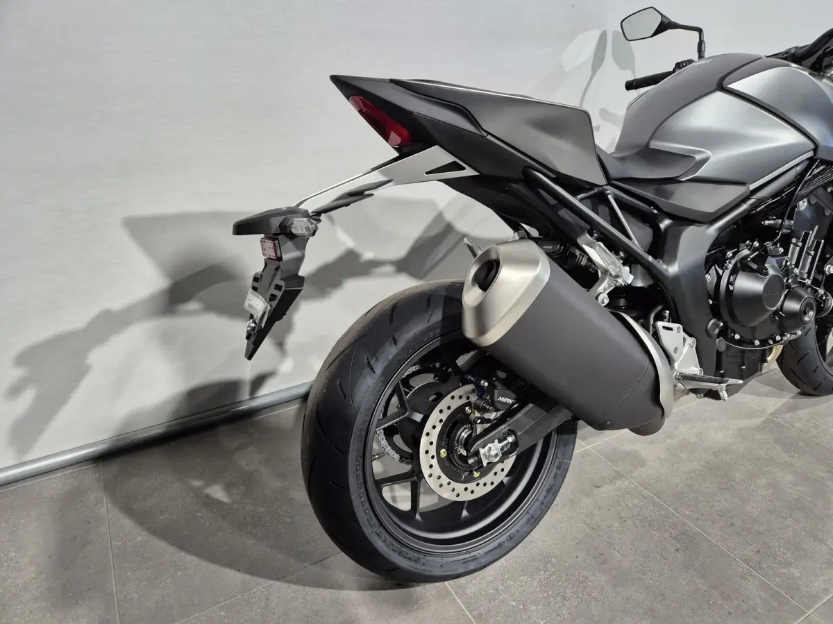 CB 1000 HORNET