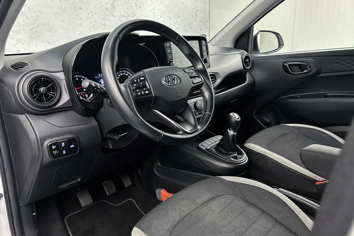 1.0 Comfort | Cruise control | Apple Carplay | Elektrische ramen | Airco