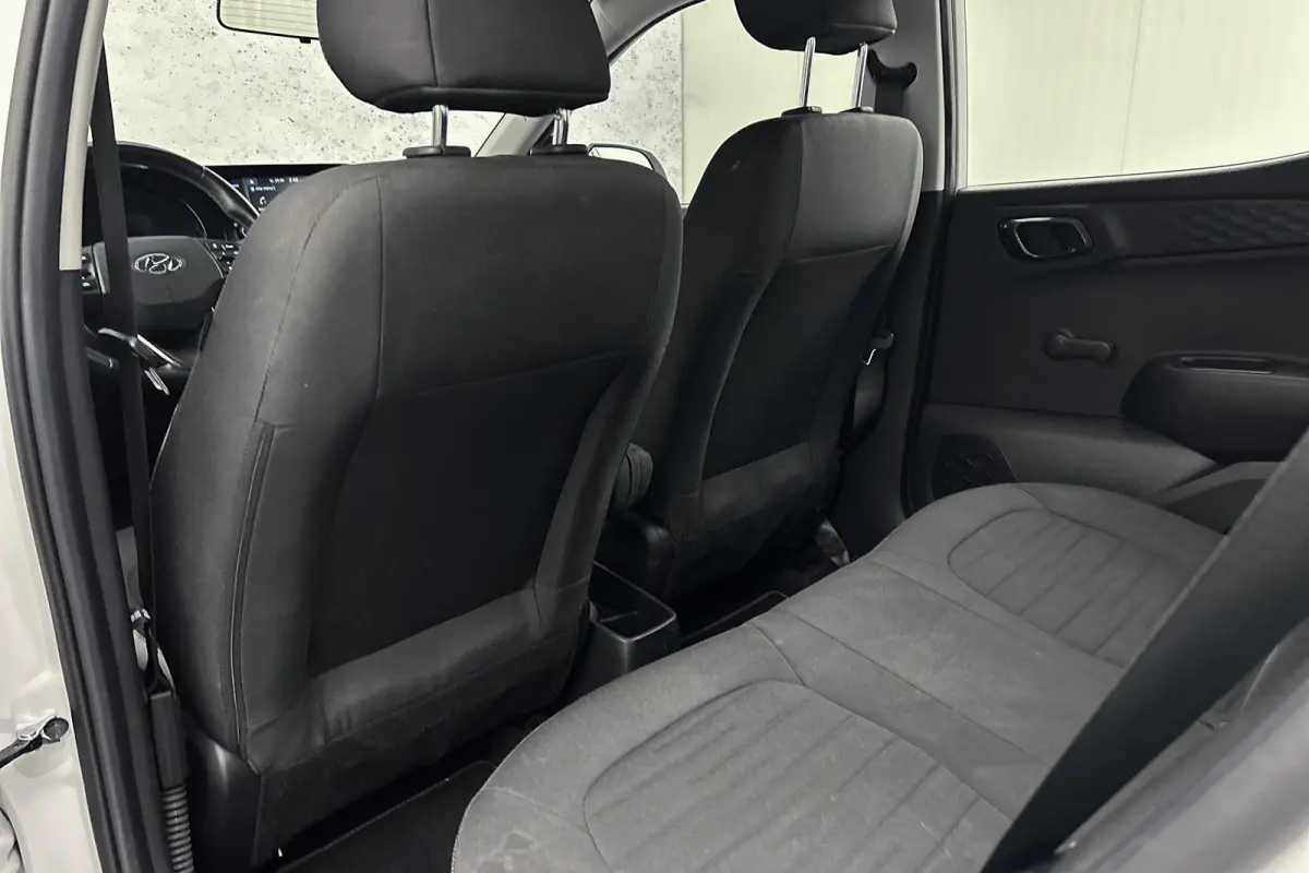 1.0 Comfort | Cruise control | Apple Carplay | Elektrische ramen | Airco