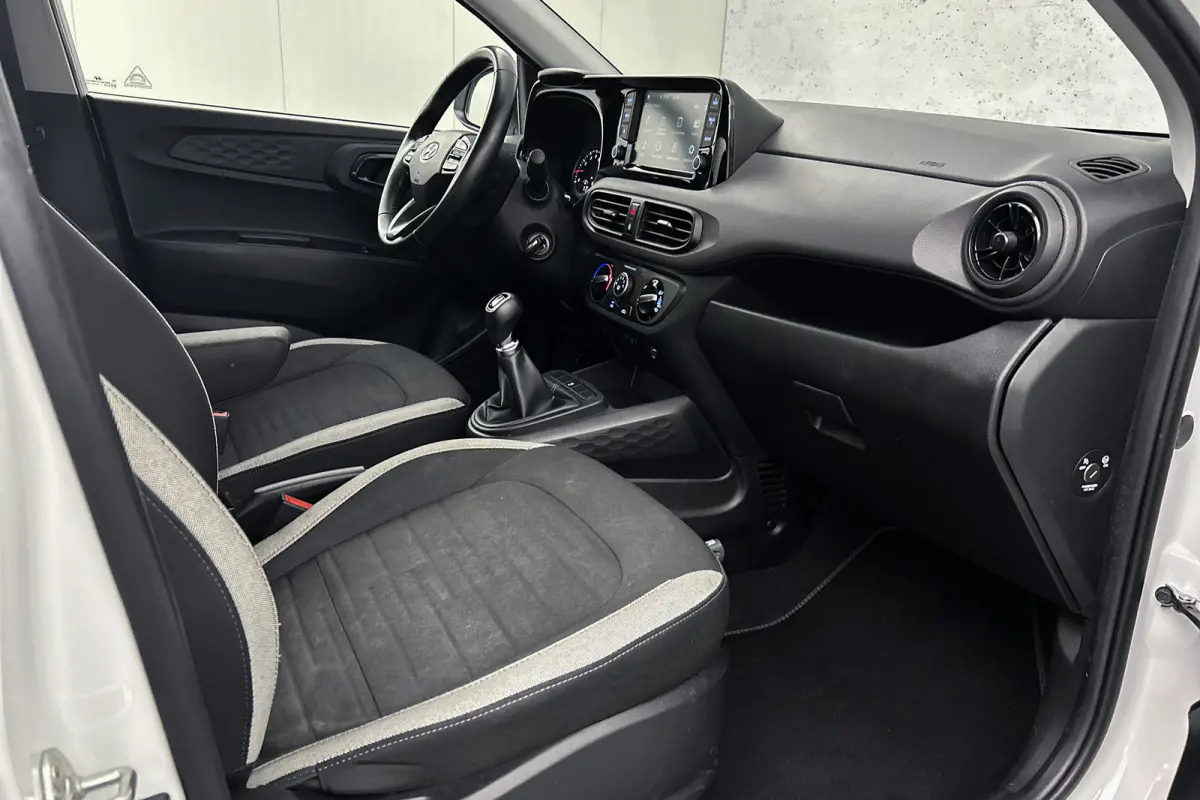 1.0 Comfort | Cruise control | Apple Carplay | Elektrische ramen | Airco