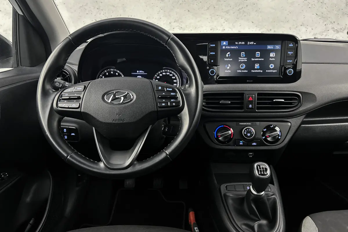 1.0 Comfort | Cruise control | Apple Carplay | Elektrische ramen | Airco
