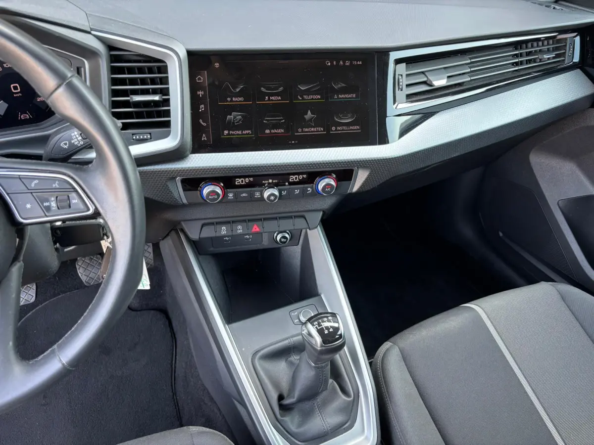 25 TFSI Advanced edition | AppleCarPlay/ AndroidAuto | Cruise Control | Climate Control |8.561 km!!