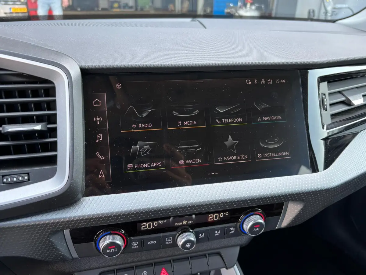 25 TFSI Advanced edition | AppleCarPlay/ AndroidAuto | Cruise Control | Climate Control |8.561 km!!