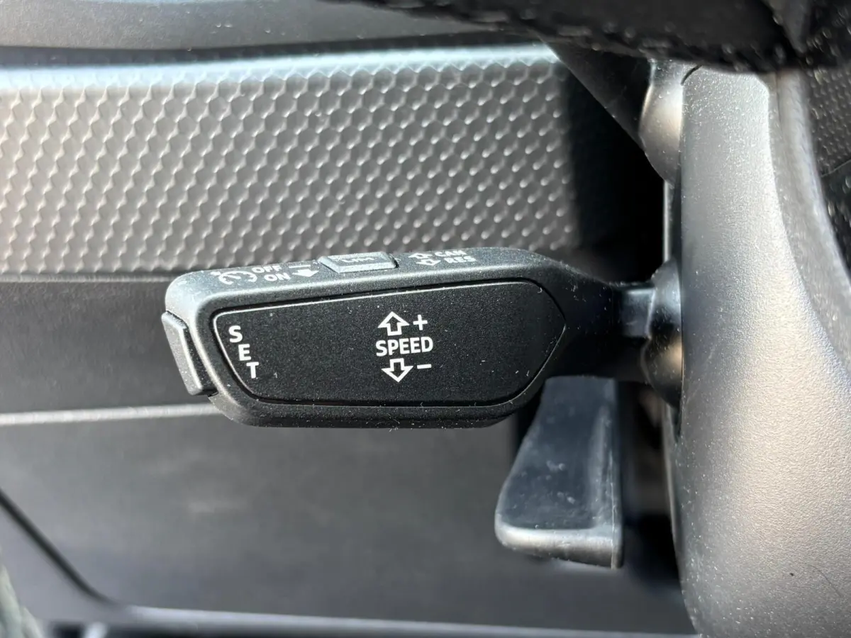 25 TFSI Advanced edition | AppleCarPlay/ AndroidAuto | Cruise Control | Climate Control |8.561 km!!