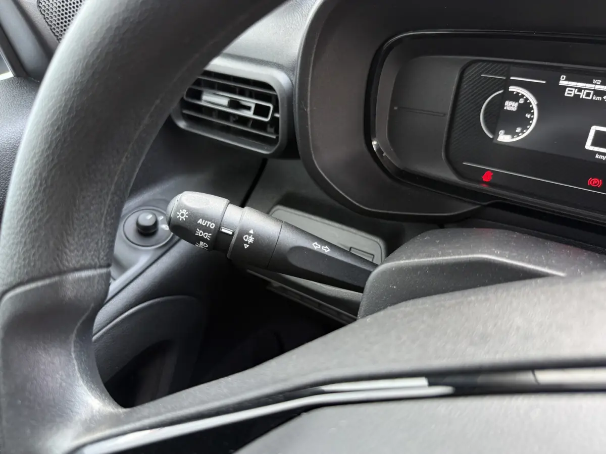 1.5 D 100PK Nieuw Model! L1 Climate Control Cruise Control Lane Assist Stoelverwarming Parkeersensoren