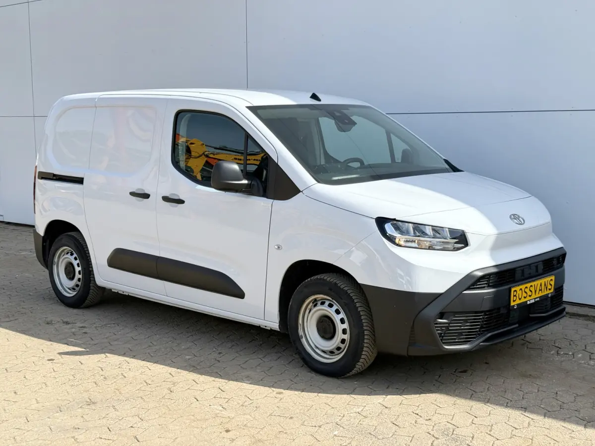 1.5 D 100PK Nieuw Model! L1 Climate Control Cruise Control Lane Assist Stoelverwarming Parkeersensoren