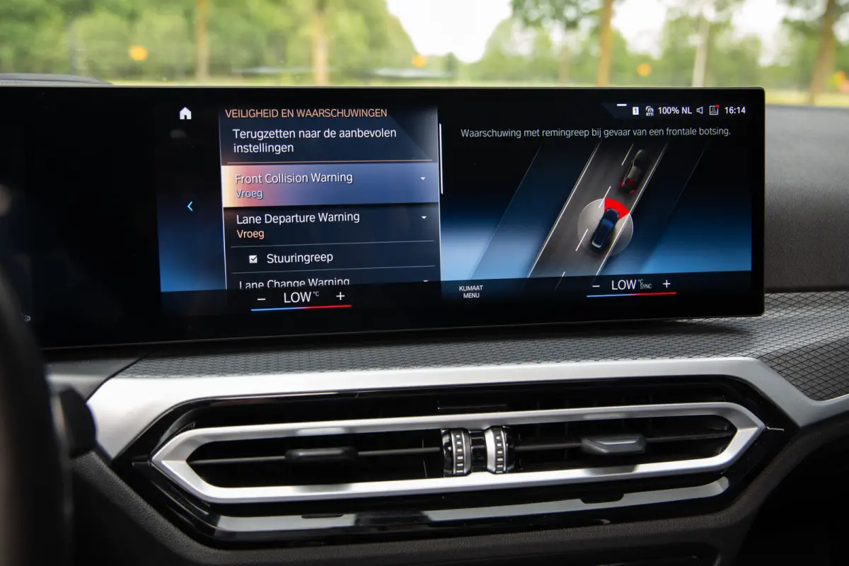 M340i xDrive 374PK , Pano, Adap. LED, HUD, Driving Assistance Pro, 792M